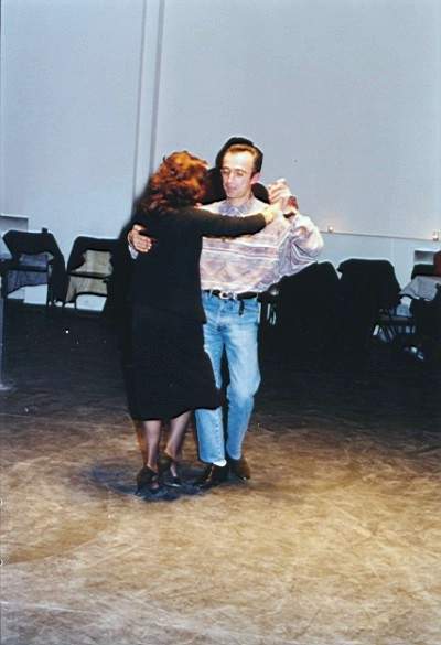 tango_23mar02_a00.jpg (25411 byte)