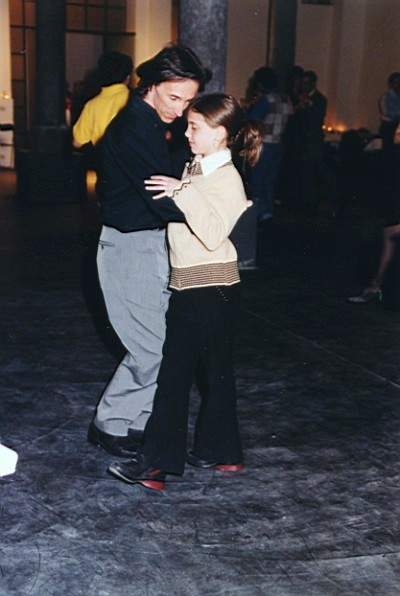 tango_23mar02_a27.jpg (25959 byte)