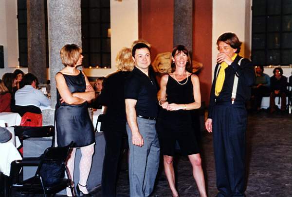 tango_2002mag04_a27.jpg (34810 byte)