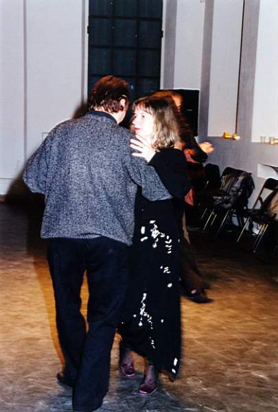 tango_2002mag04_a36.jpg (31767 byte)
