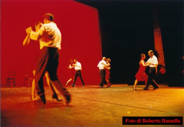 2003giu11_teatrosociale_006.jpg (21116 byte)